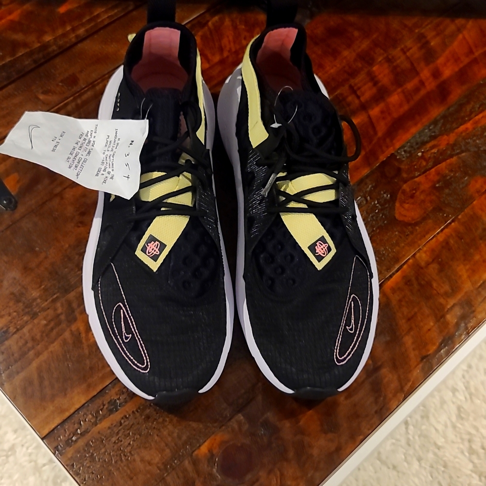 Mens Nike 13 New